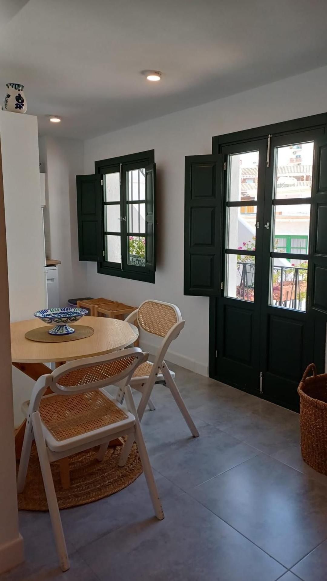 Lovely House In Peaceful Courtyard Apartment Benalmadena